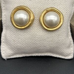 Dubin Vintage Cabochon Pearl Earrings Brushed Gold Heavy Round Chunky Signed